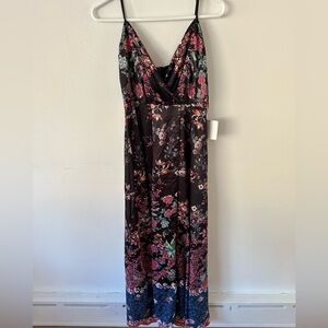 Lulu’s black maxi dress
